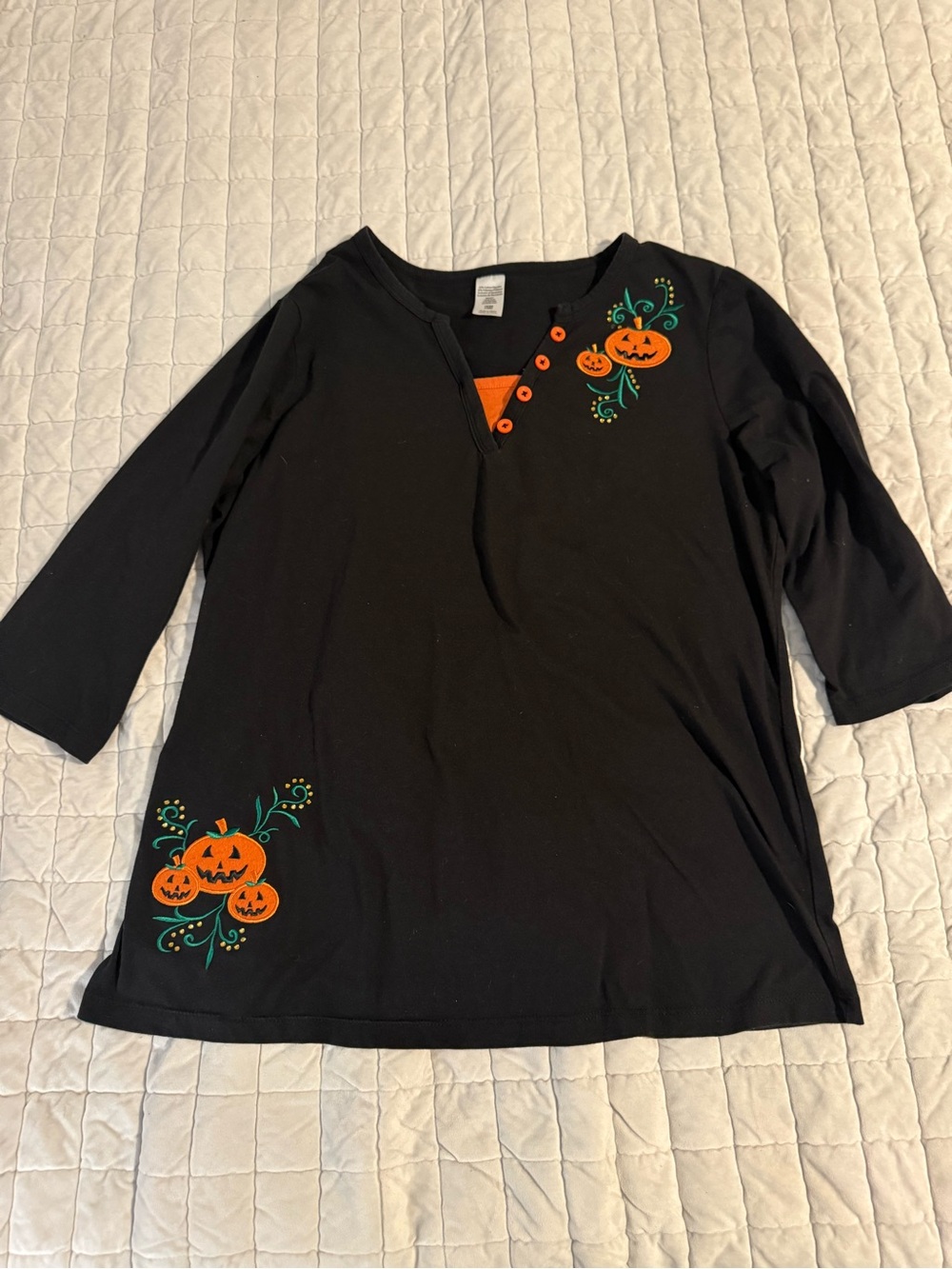 Source Unknown Black Long Sleeve Halloween Tee with Orange Pumpkin Motif